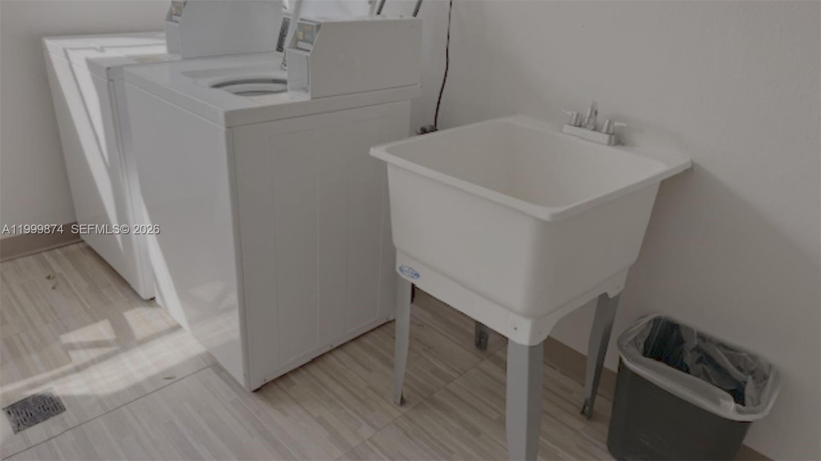 CYPRESS BEND I-A CONDO - Residential