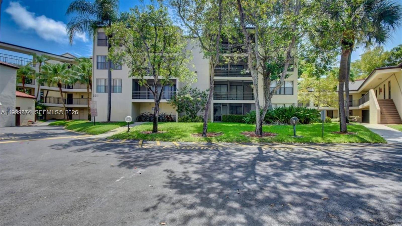 CYPRESS BEND I-A CONDO - Residential