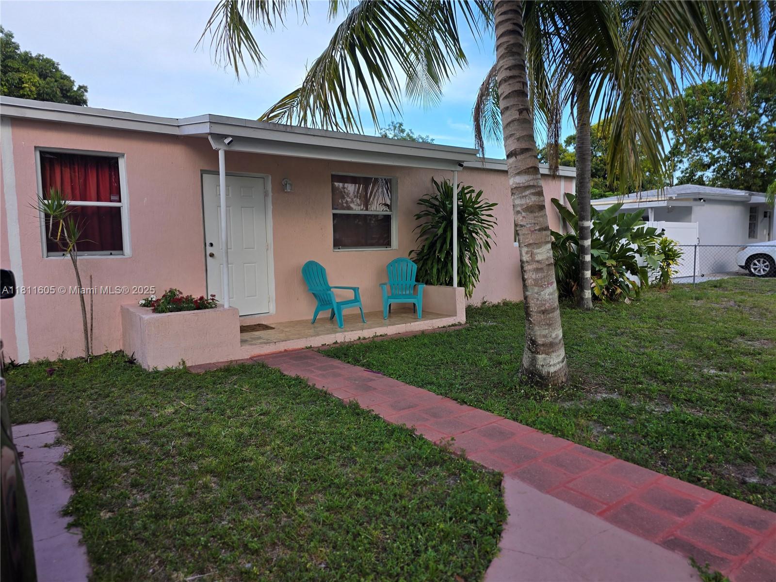 RANDALL PARK - Residential