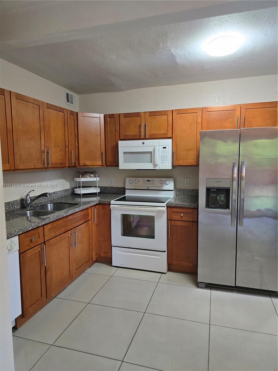 RANDALL PARK - Residential