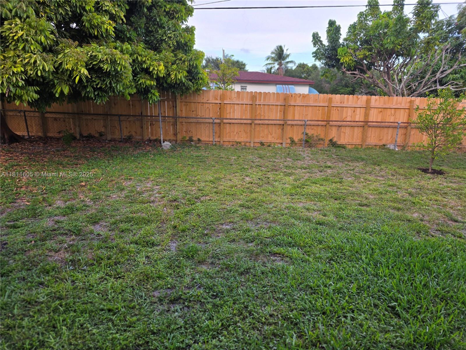 RANDALL PARK - Residential