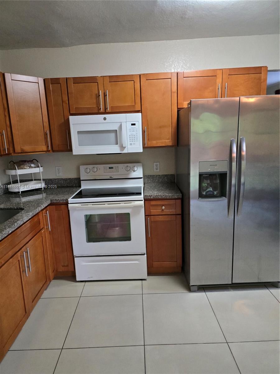 RANDALL PARK - Residential