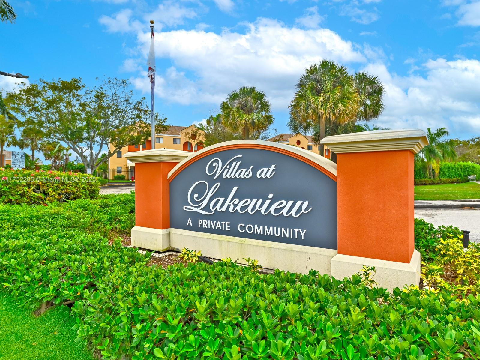 Property for Sale at 5200 Nw 31st Ave 100, Fort Lauderdale, Broward County, Florida - Bedrooms: 2 
Bathrooms: 2  - $222,500