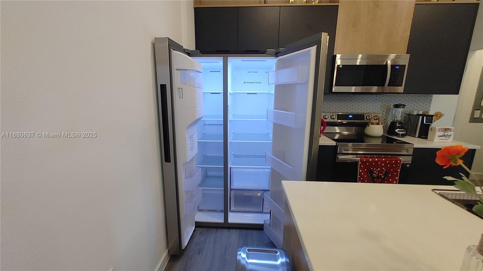 THE HUB AT WESTSIDE RESERV - Residential