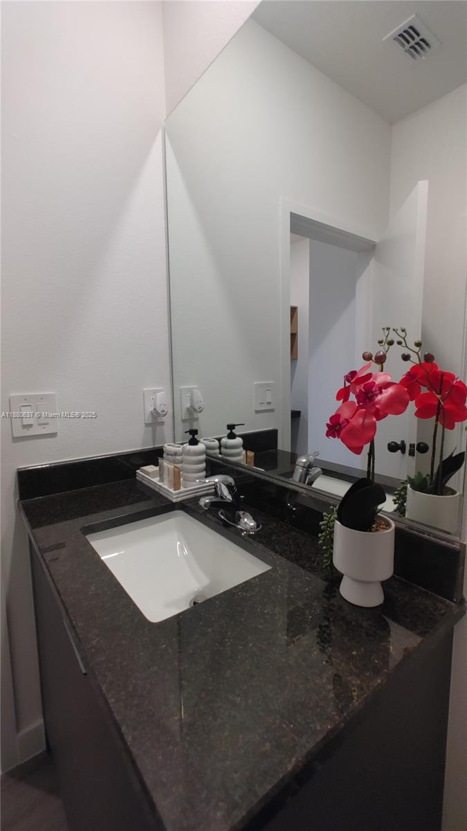 THE HUB AT WESTSIDE RESERV - Residential