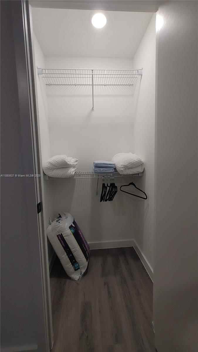 THE HUB AT WESTSIDE RESERV - Residential