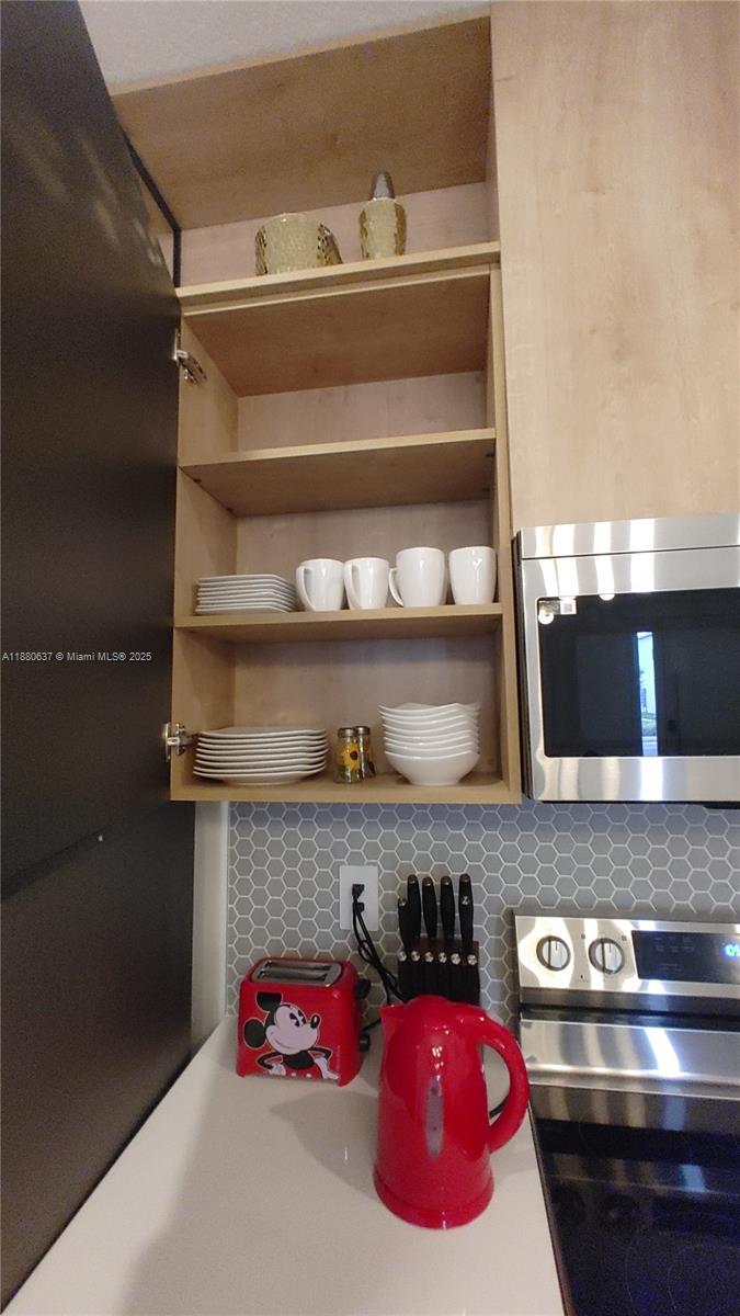 THE HUB AT WESTSIDE RESERV - Residential