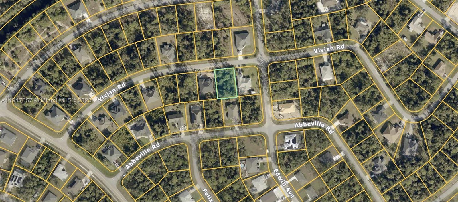 PORT CHARLOTTE SUB 32 - Land