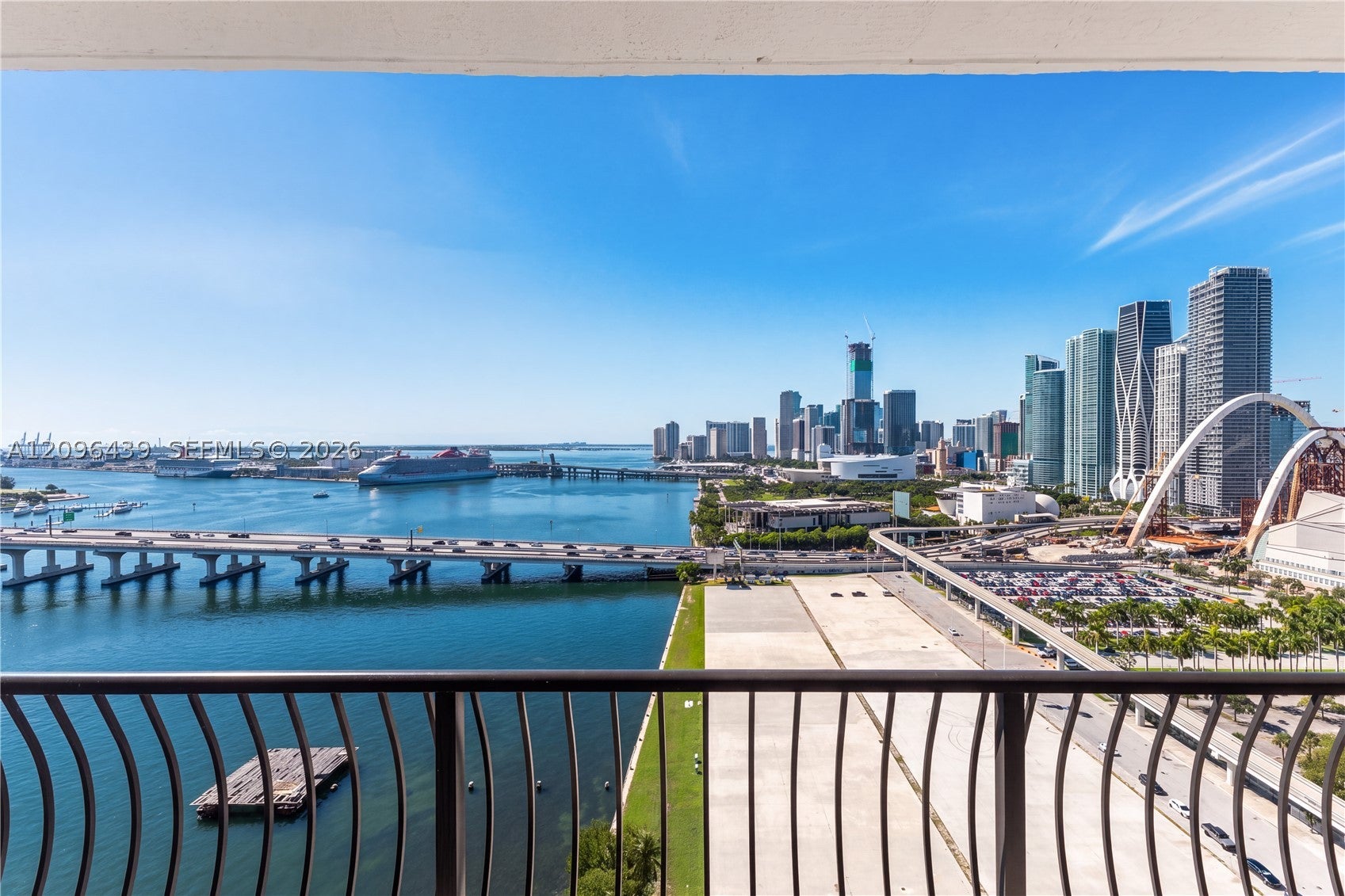 555 NE 15th St 26K