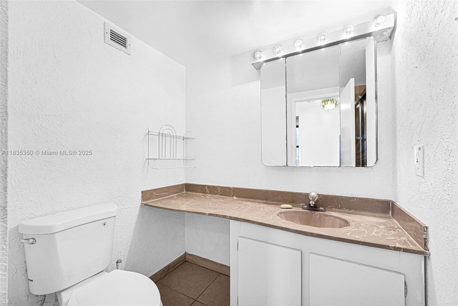 OLYMPUS CONDO PHASE - Residential