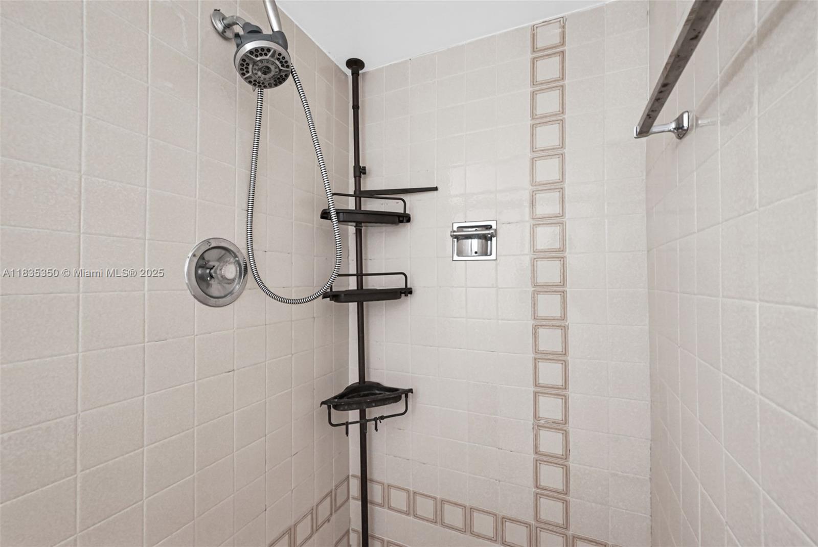 OLYMPUS CONDO PHASE - Residential