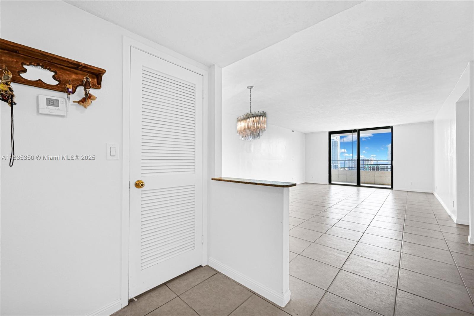 OLYMPUS CONDO PHASE - Residential