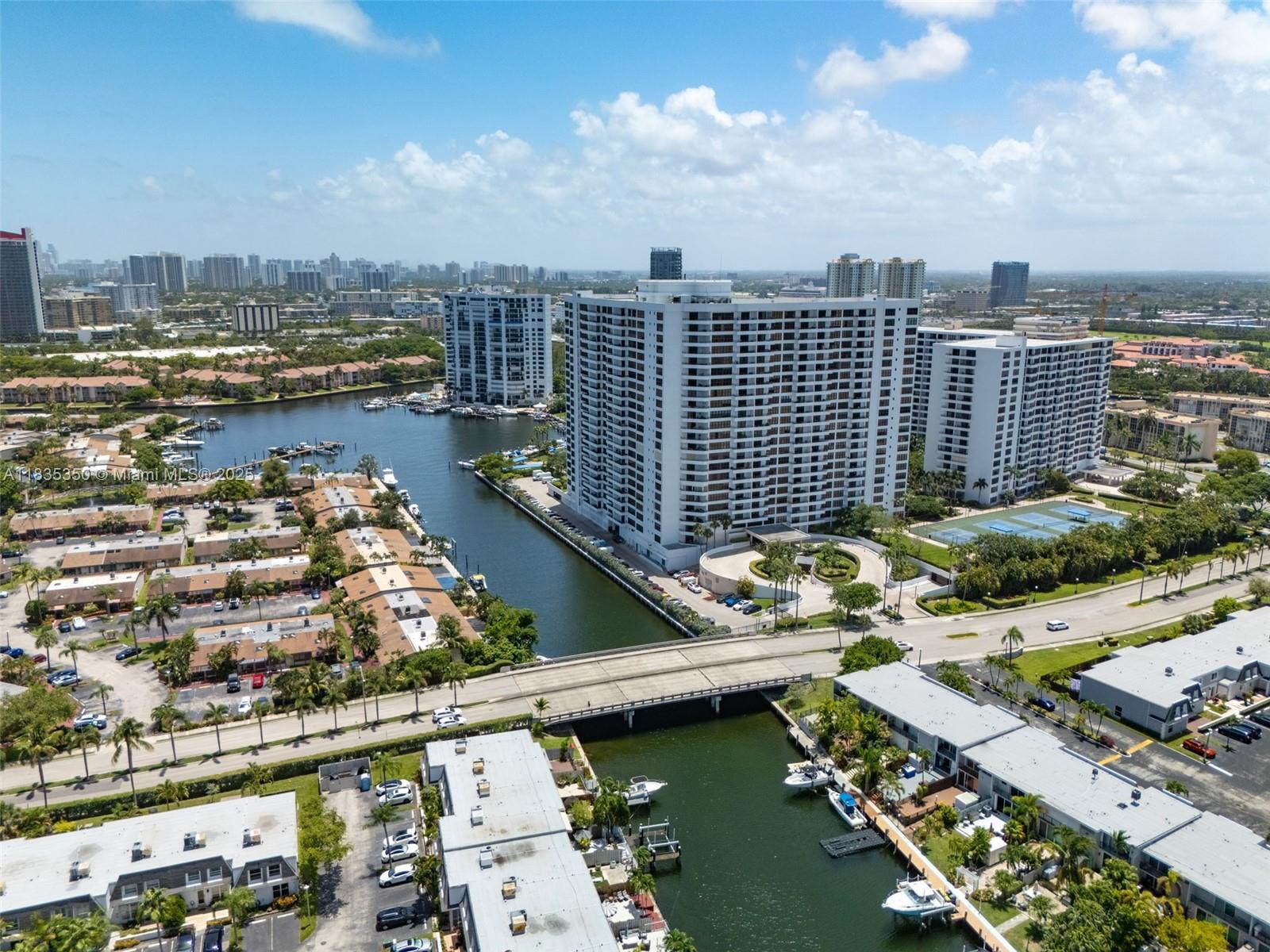 OLYMPUS CONDO PHASE - Residential