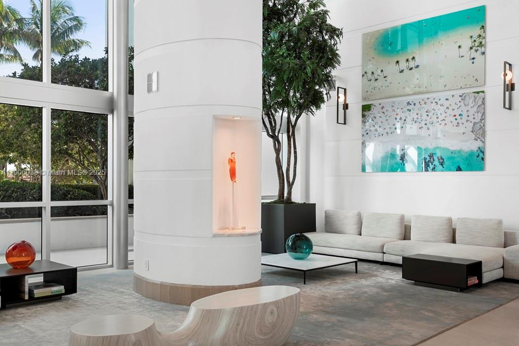 THE RESIDENCES AT THE BAT - Residential Lease