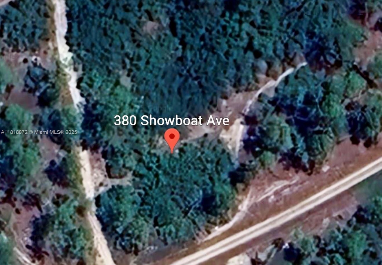 Come and check out this great piece of land to built your dream home. Over a 1/4 of an acre.