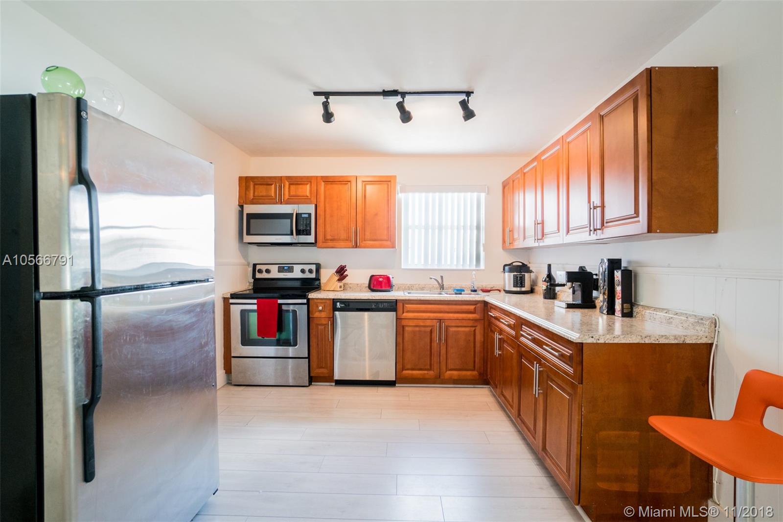 MIAMI GARDENS ESTATES SEC - Residential Lease