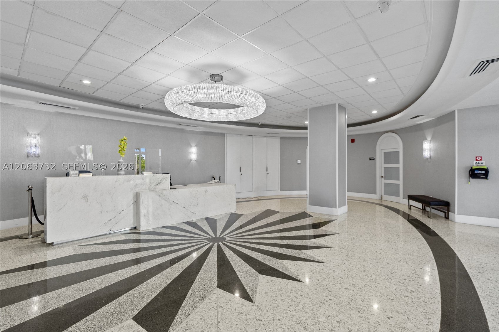 3140 S Ocean Dr 911
