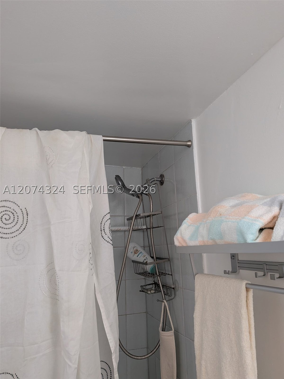 1228 West Ave 609