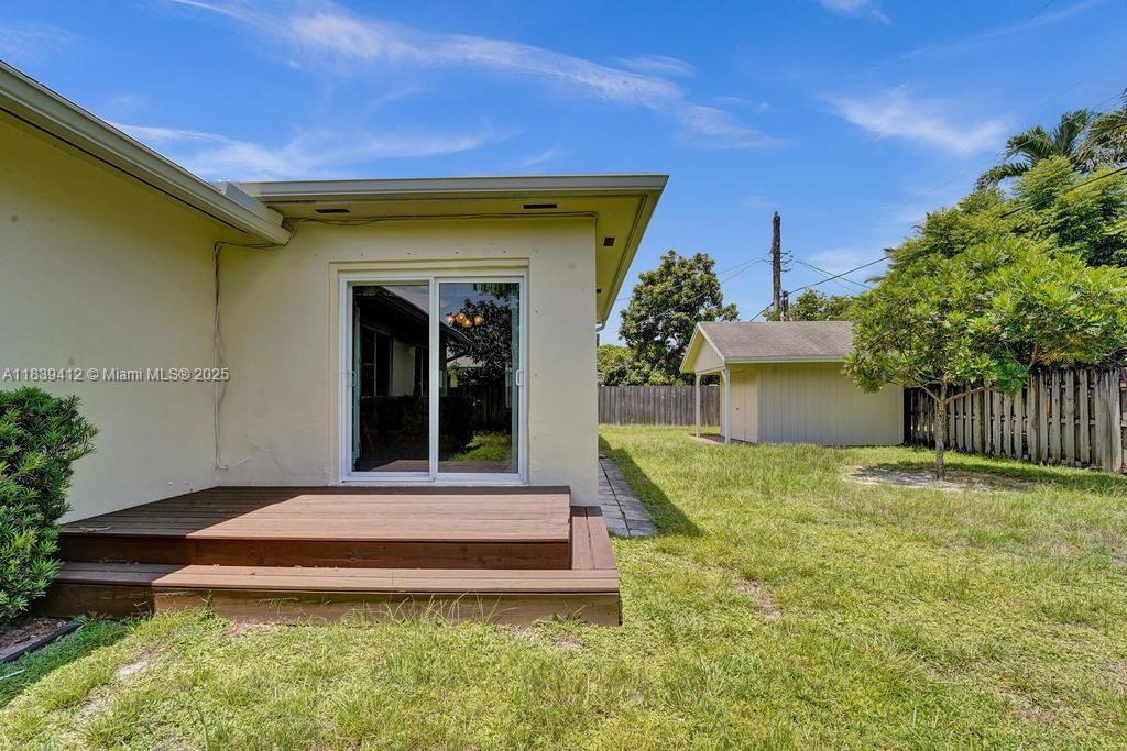 222 SW 52nd Ter