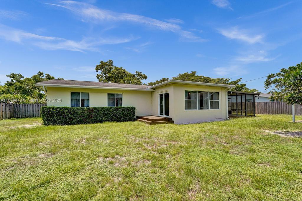 222 SW 52nd Ter