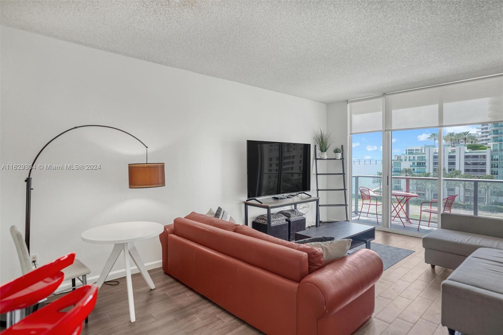 THE MARK ON BRICKELL COND - Residential