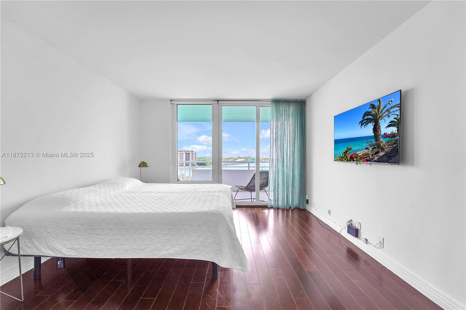 SOUTH POINTE TOWERS CONDO - Residential Lease