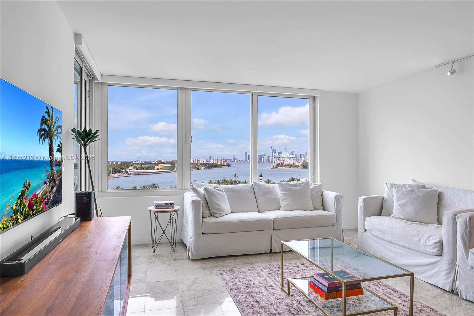 SOUTH POINTE TOWERS CONDO - Residential Lease