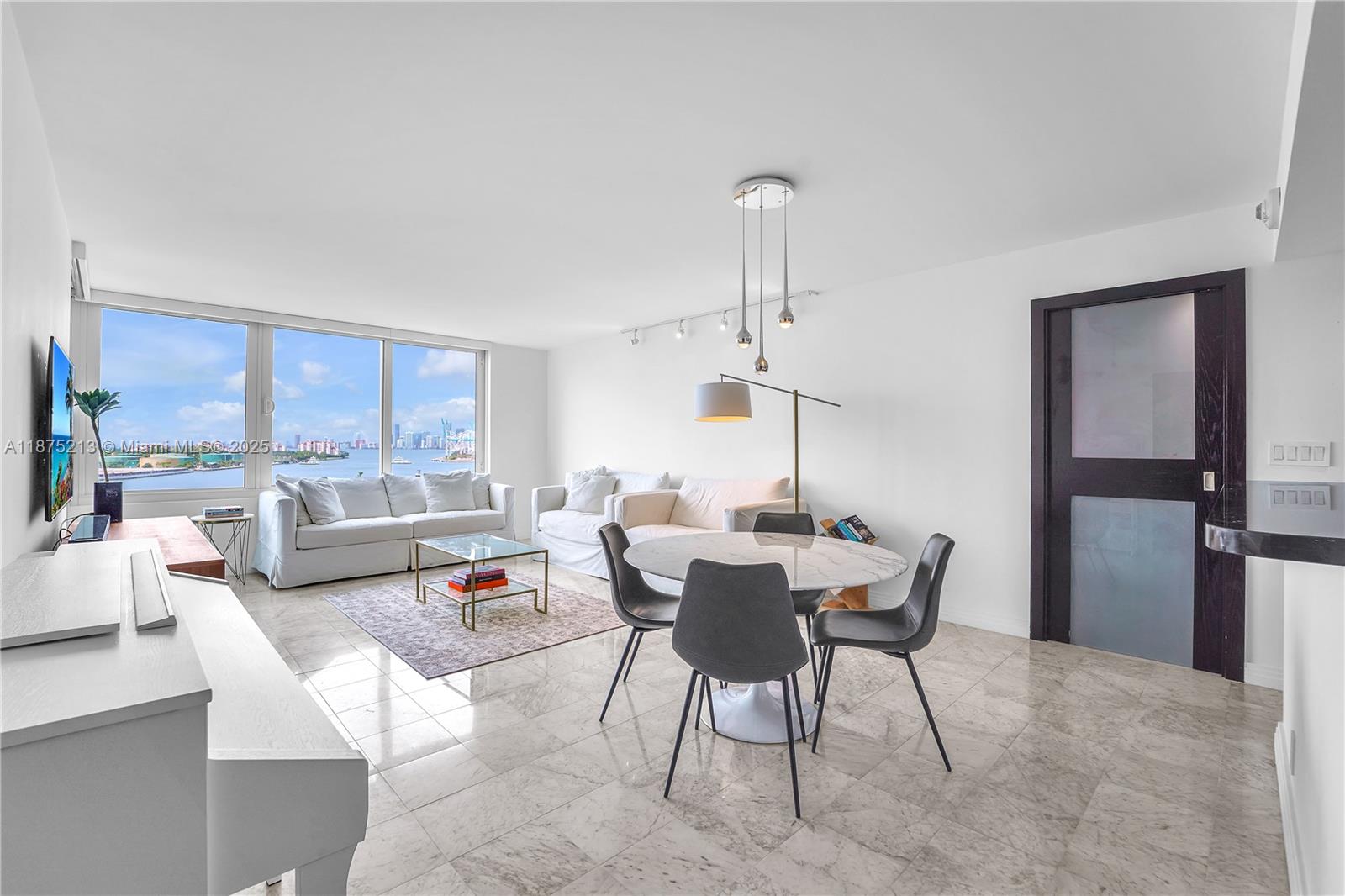 SOUTH POINTE TOWERS CONDO - Residential Lease