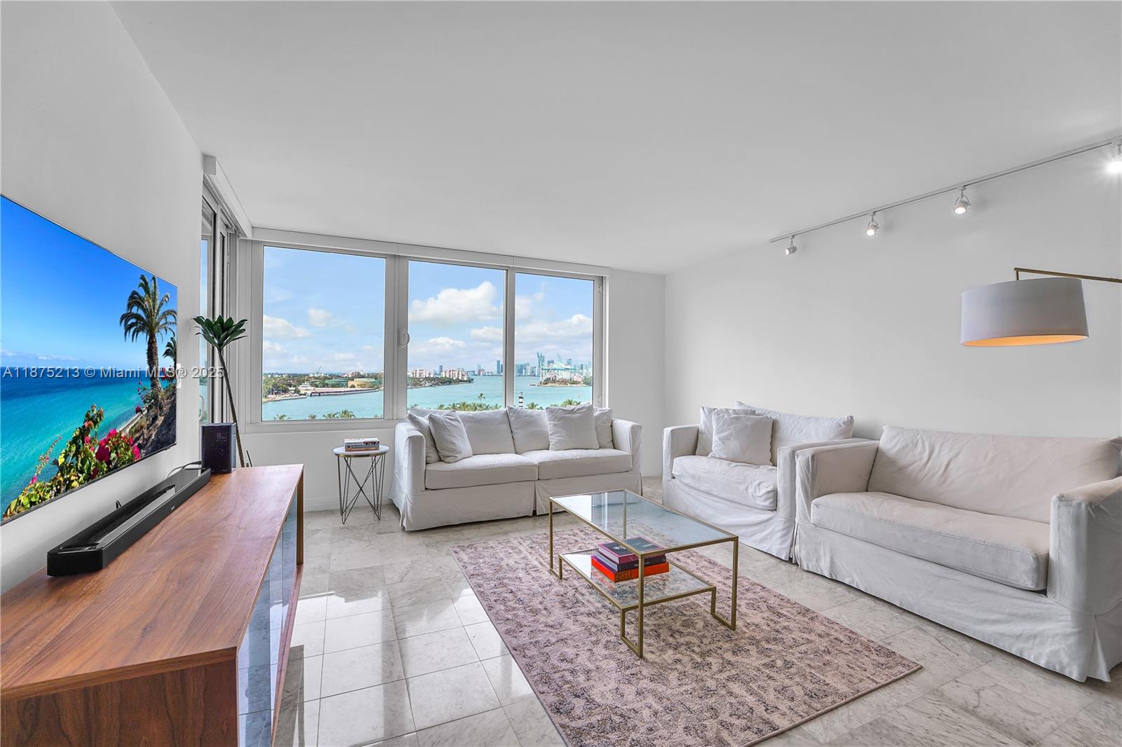 SOUTH POINTE TOWERS CONDO - Residential Lease