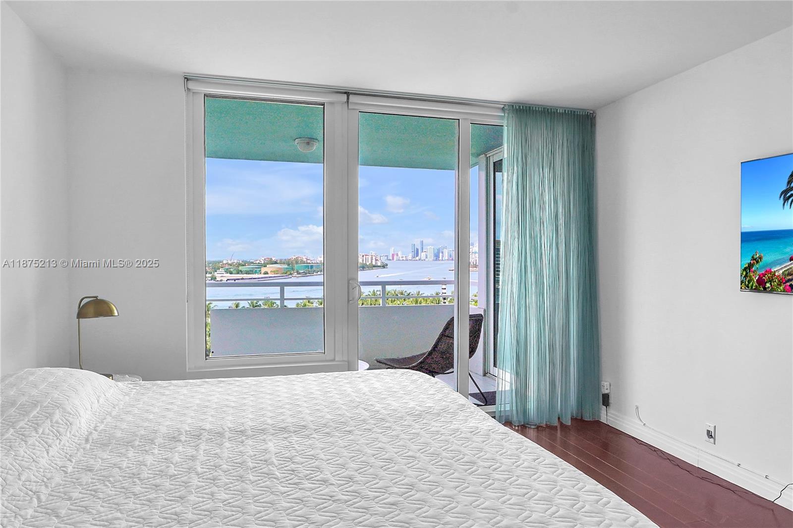 SOUTH POINTE TOWERS CONDO - Residential Lease