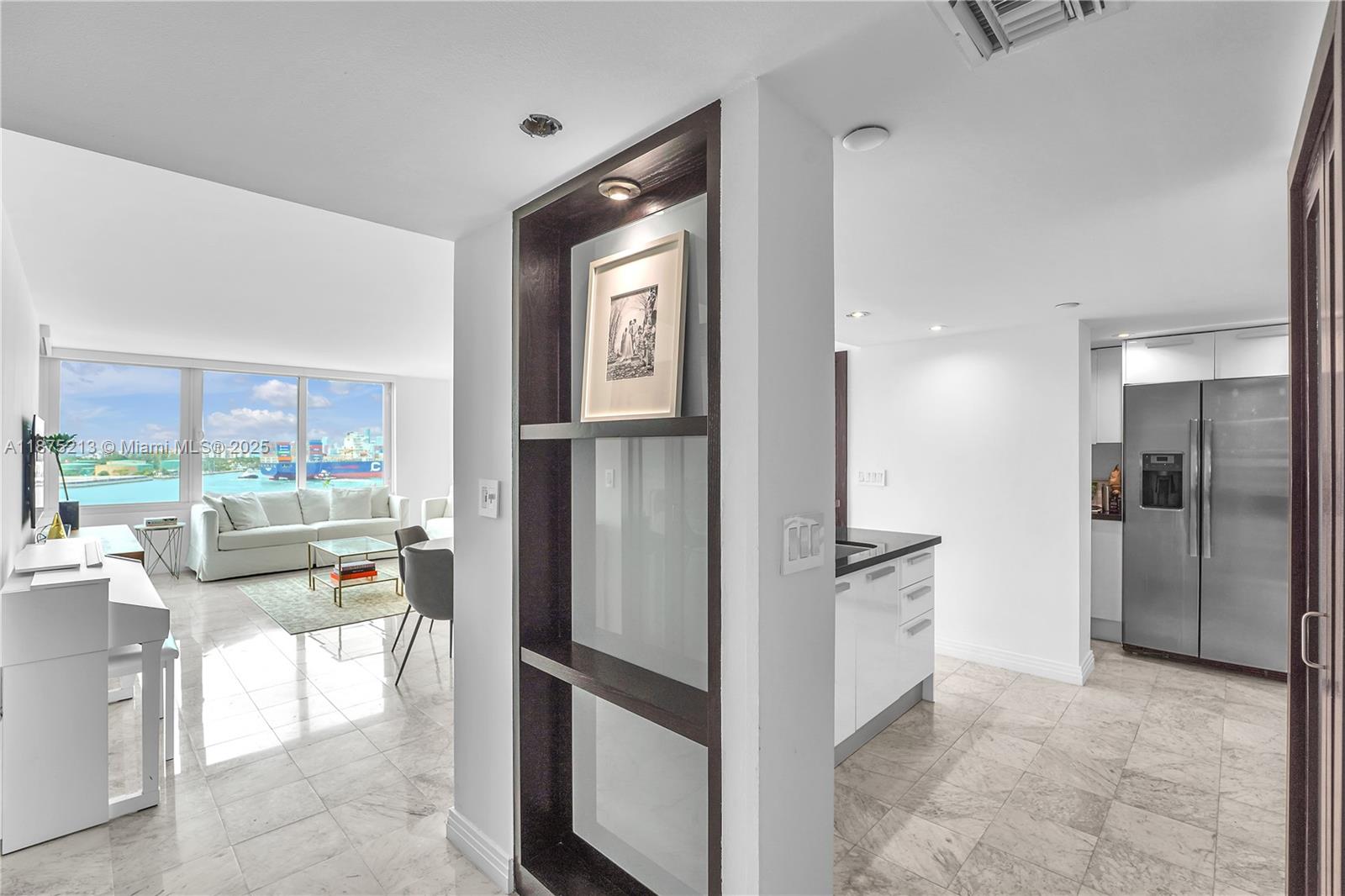 SOUTH POINTE TOWERS CONDO - Residential Lease