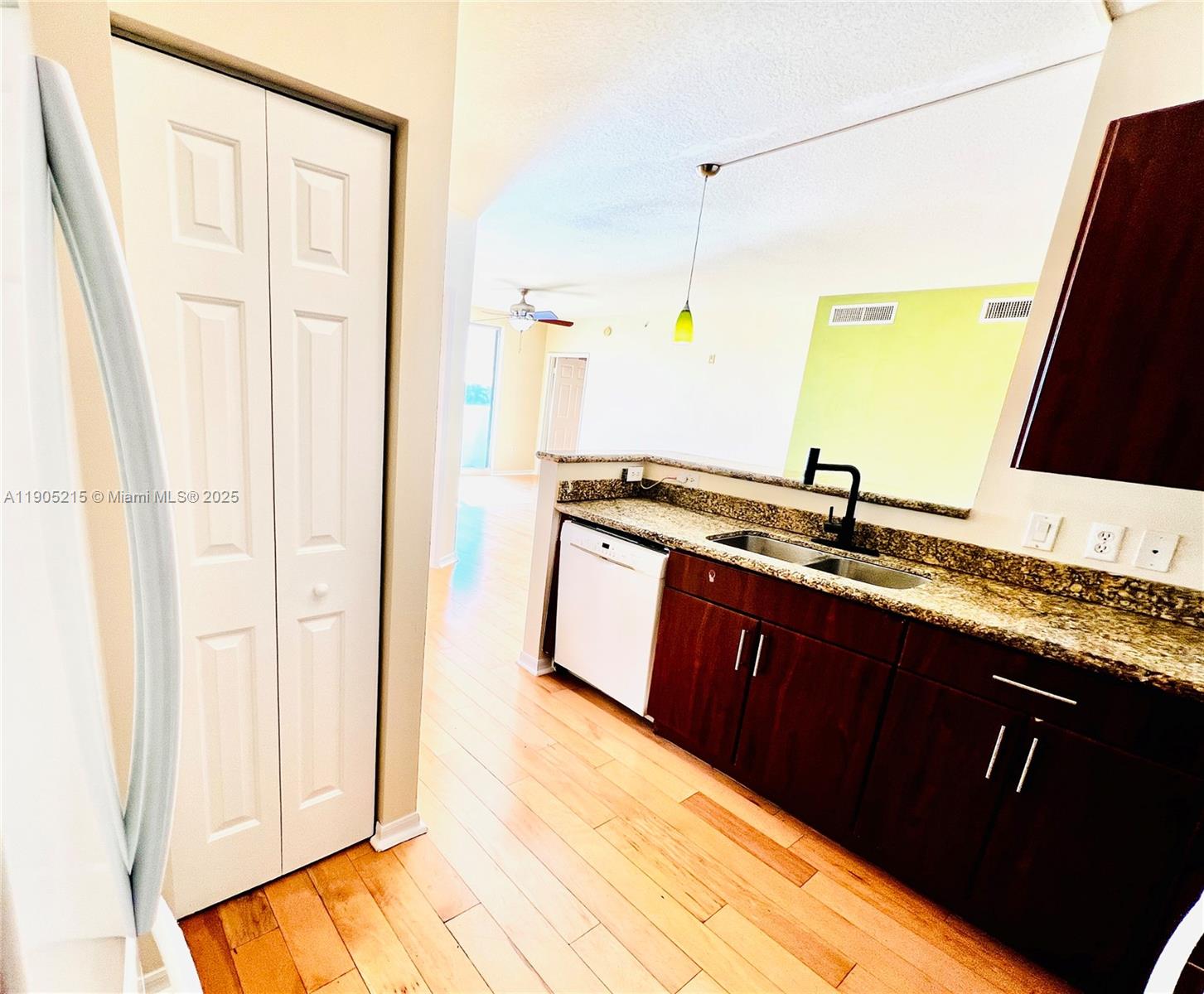 LAUDERDALE ONE CONDO - Residential Lease