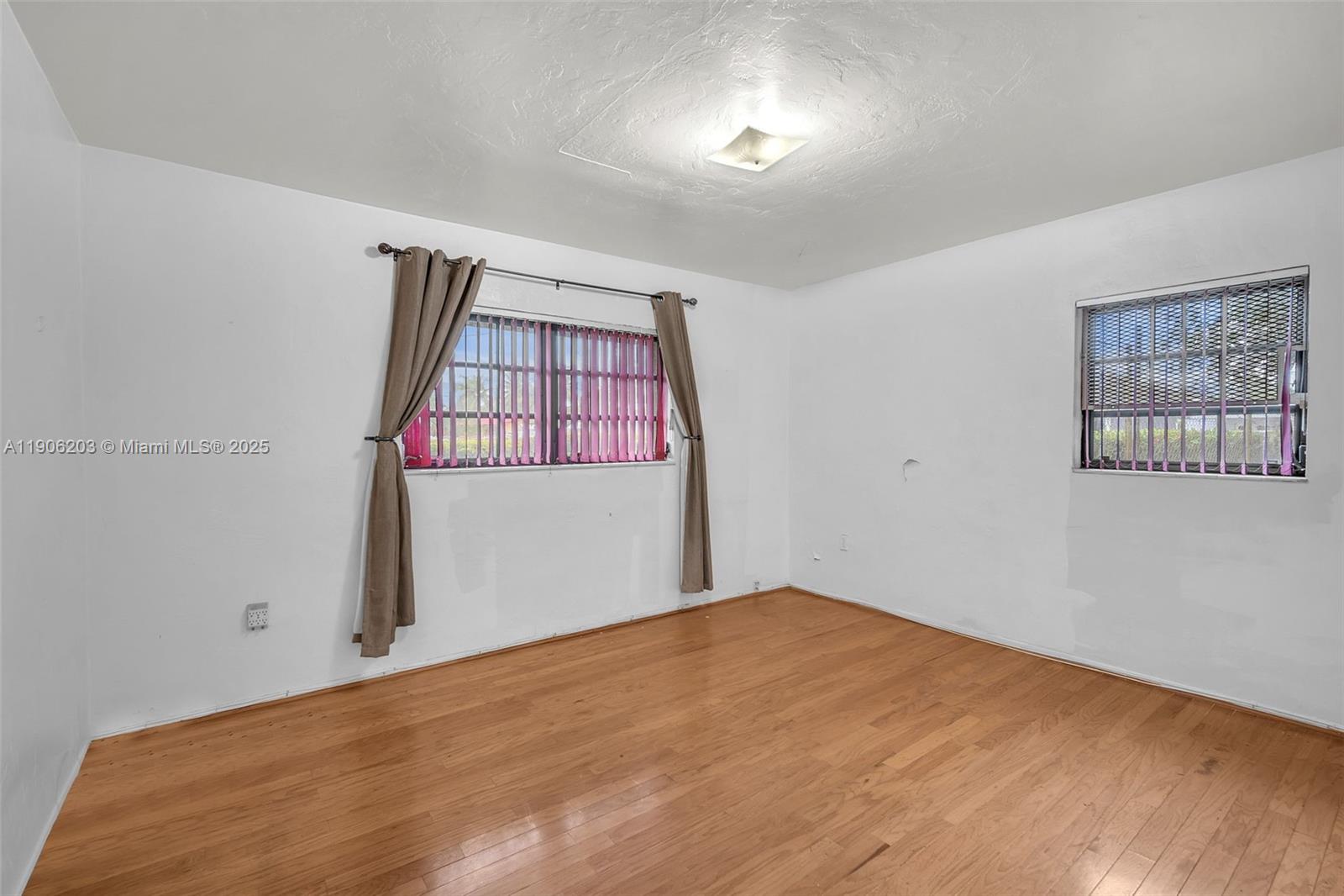 CAROL CITY - Residential