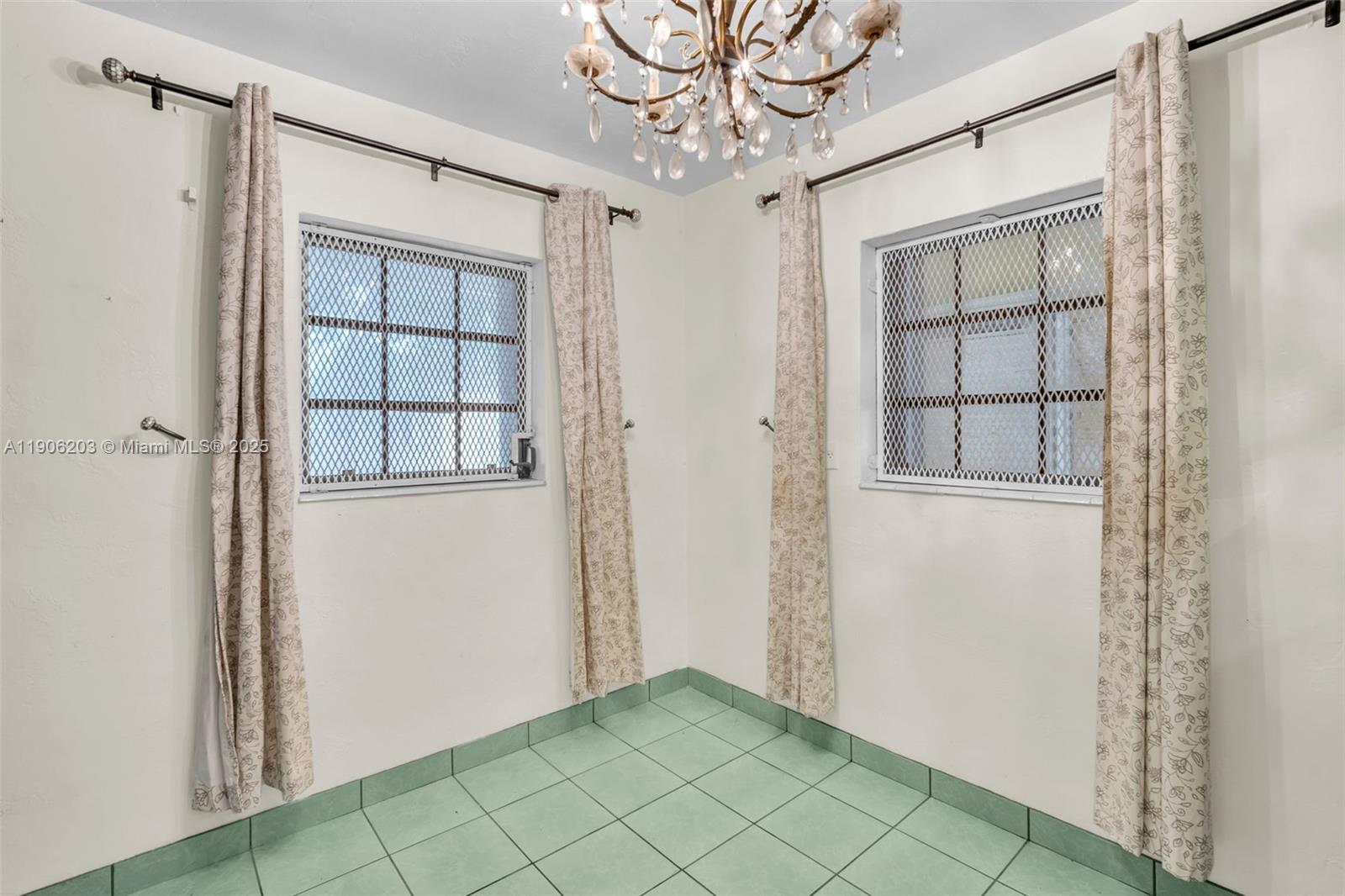 CAROL CITY - Residential