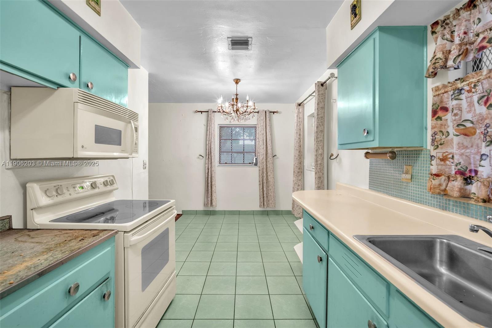 CAROL CITY - Residential