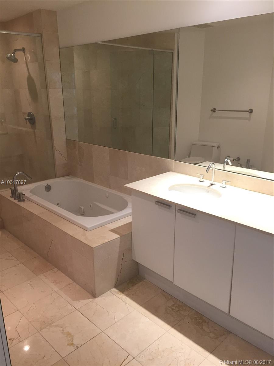 THE ATRIUM AT AVENTURA CO - Residential Lease