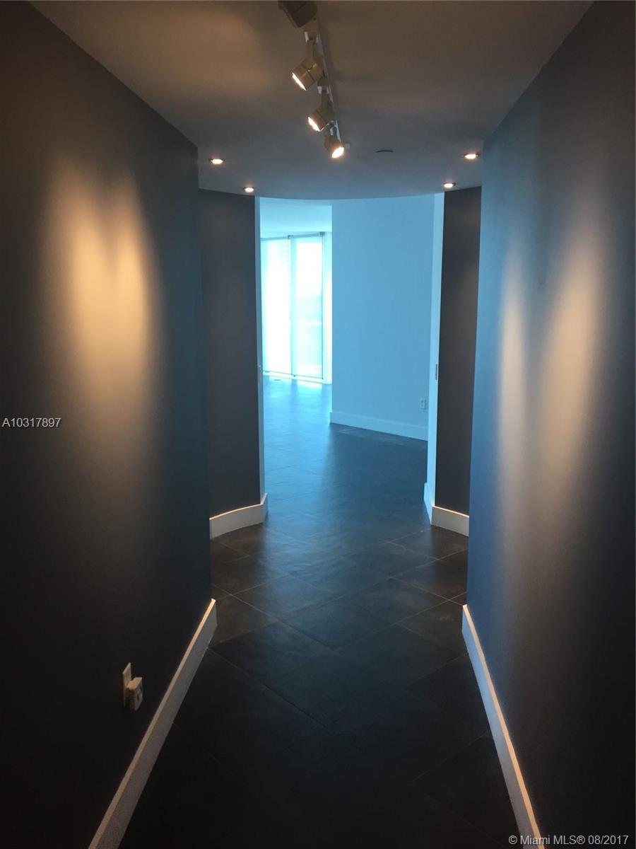 THE ATRIUM AT AVENTURA CO - Residential Lease