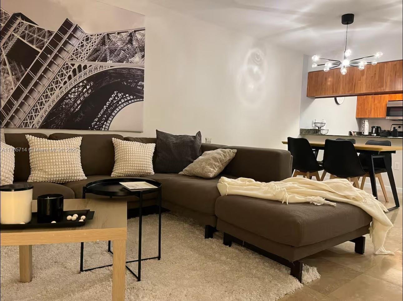 1200 Brickell Bay Dr 3220