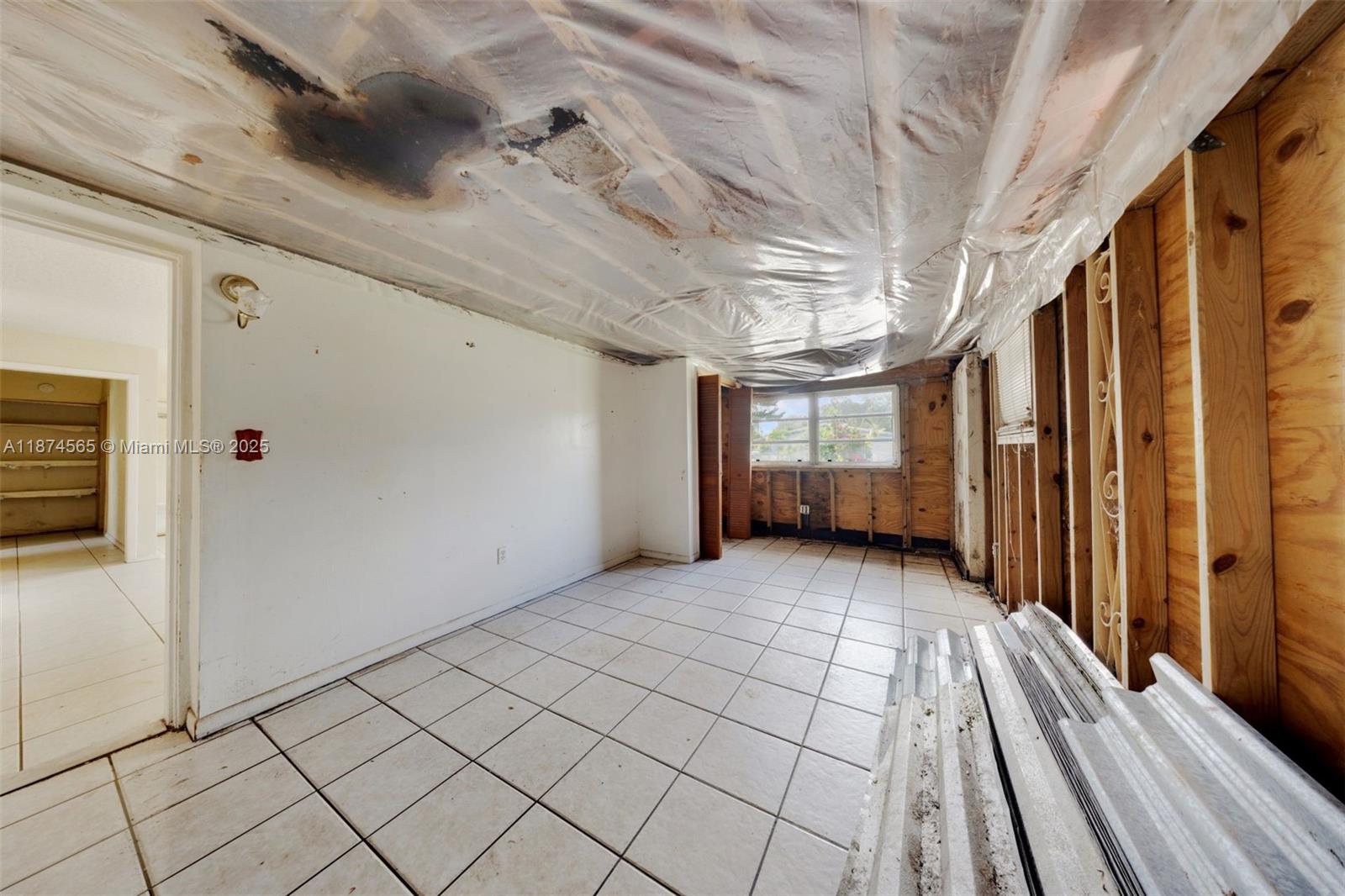 DRIFTWOOD ACRES NO 3 - Residential