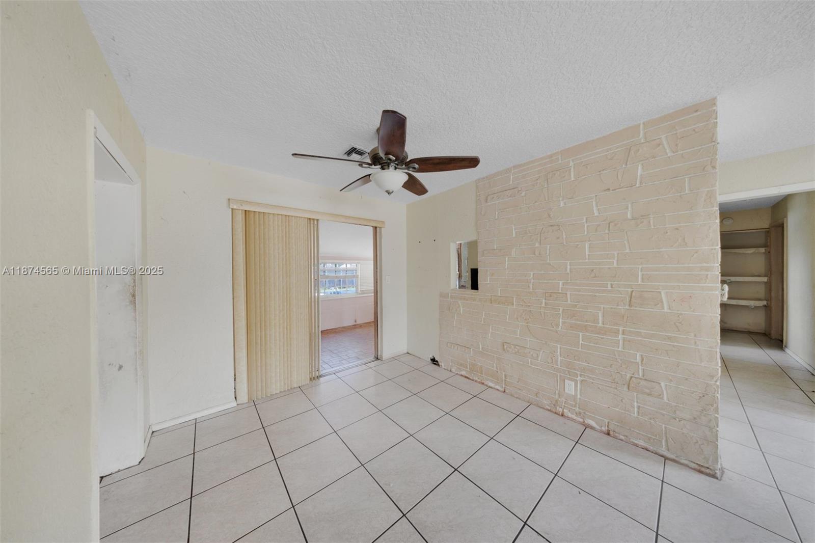 DRIFTWOOD ACRES NO 3 - Residential