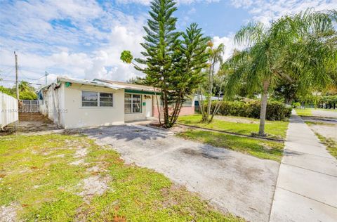 Photo of 6721 Simms St, Hollywood, FL 33024 (MLS # A11874565)