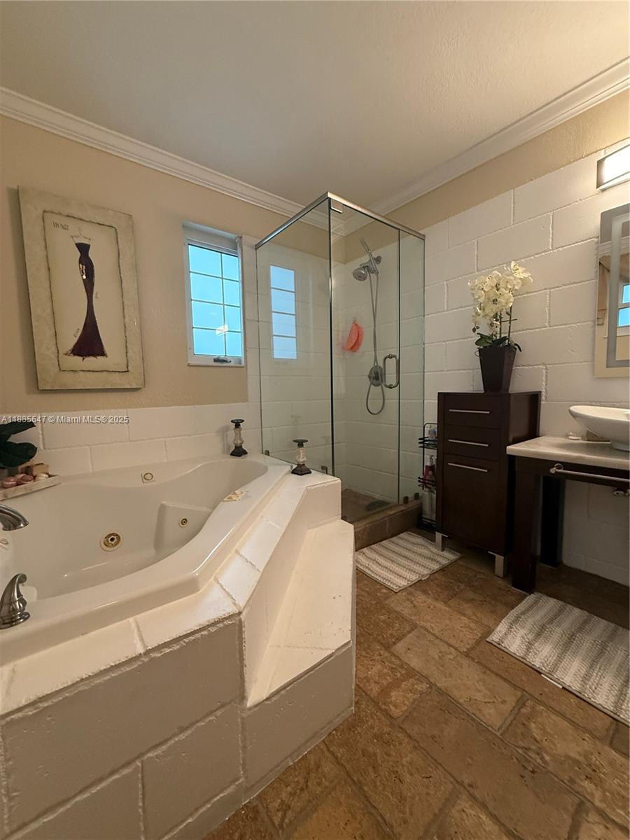 TOWNGATE - Residential