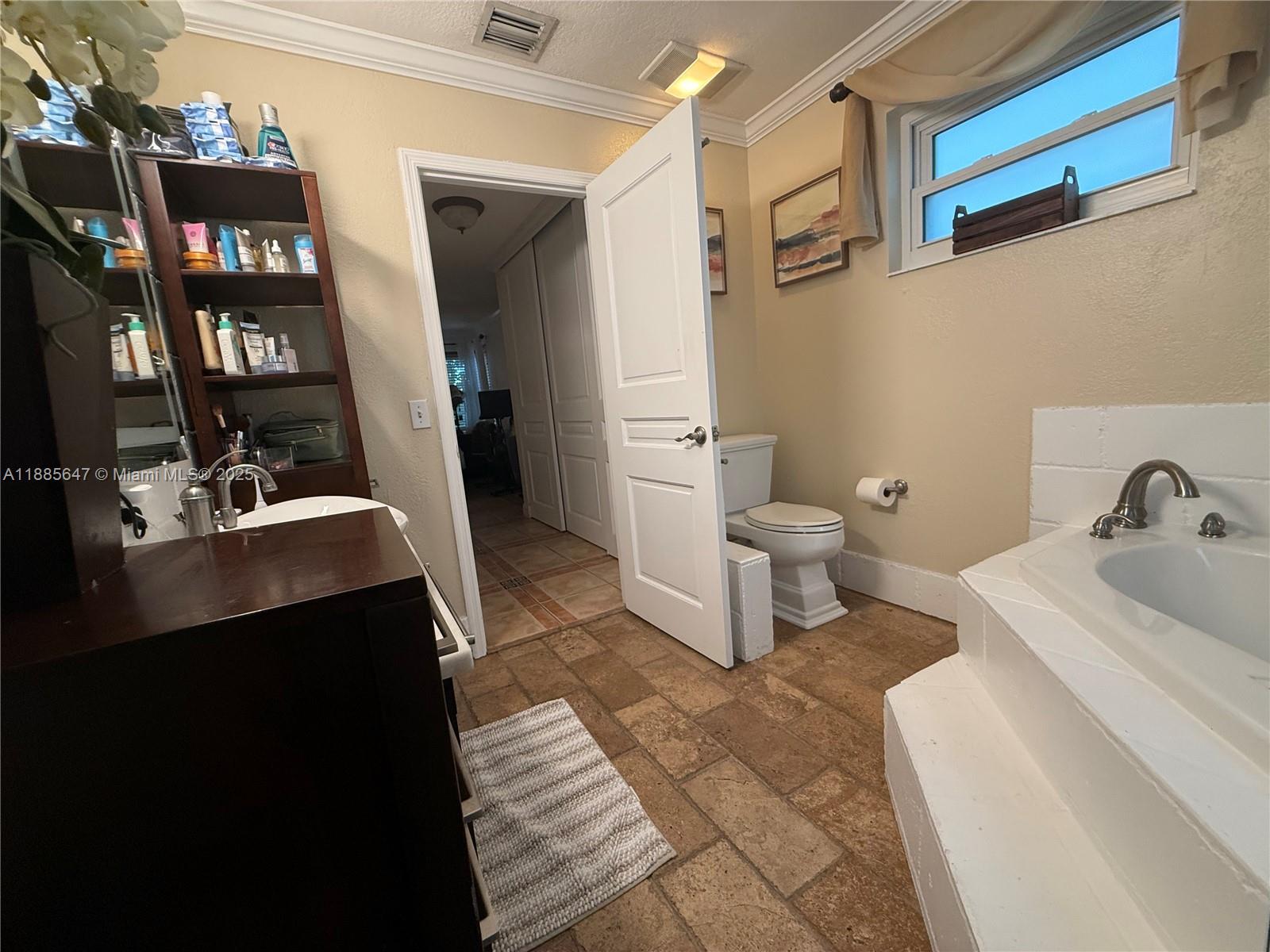 TOWNGATE - Residential