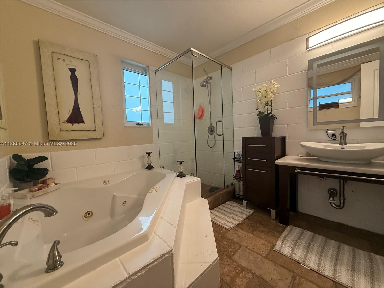 TOWNGATE - Residential