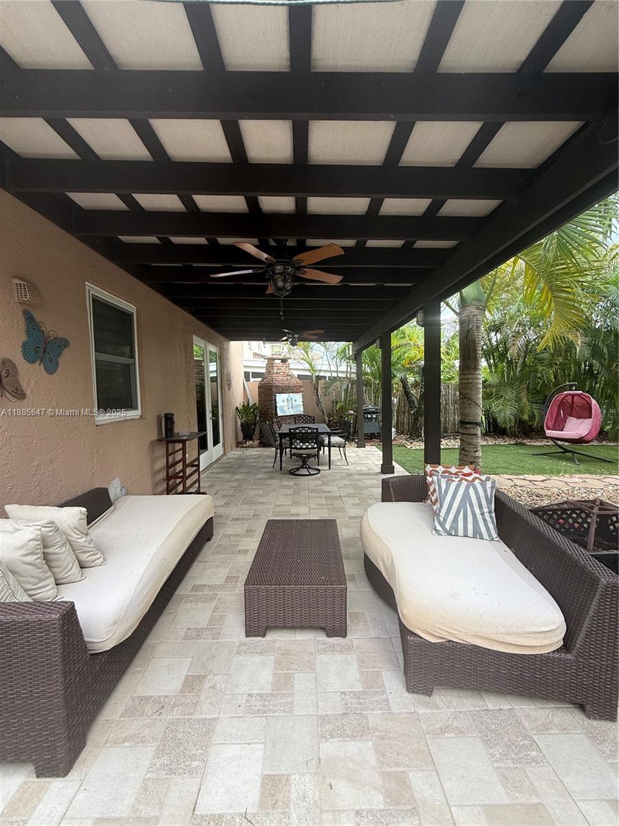 TOWNGATE - Residential