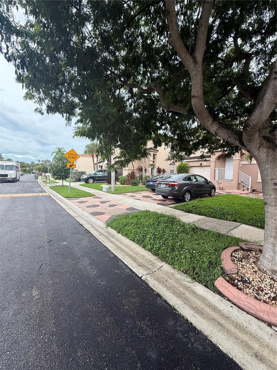 TOWNGATE - Residential