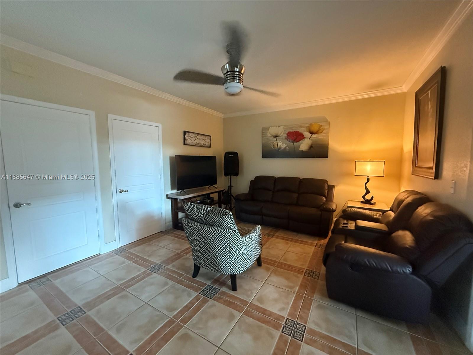 TOWNGATE - Residential