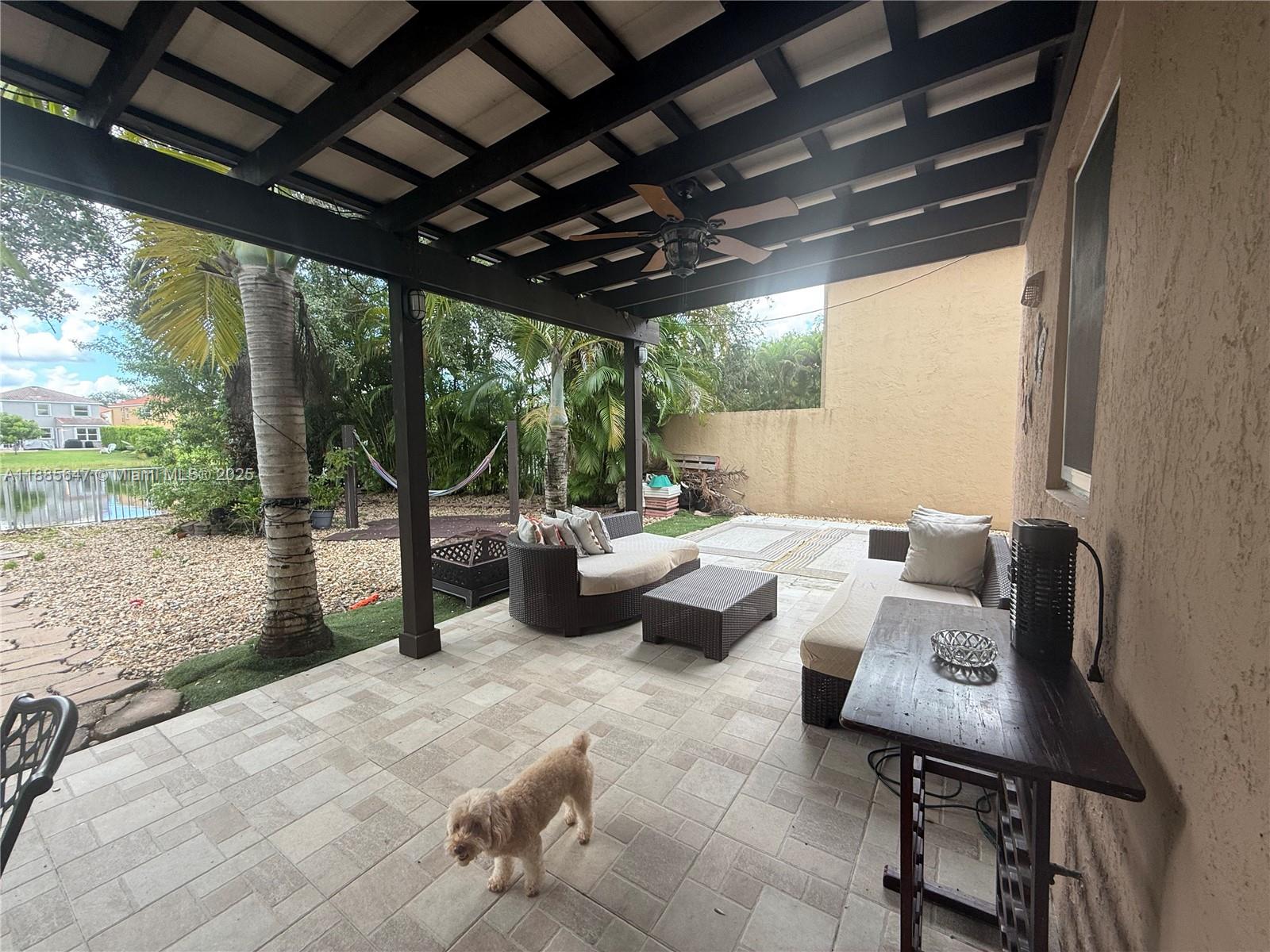 TOWNGATE - Residential