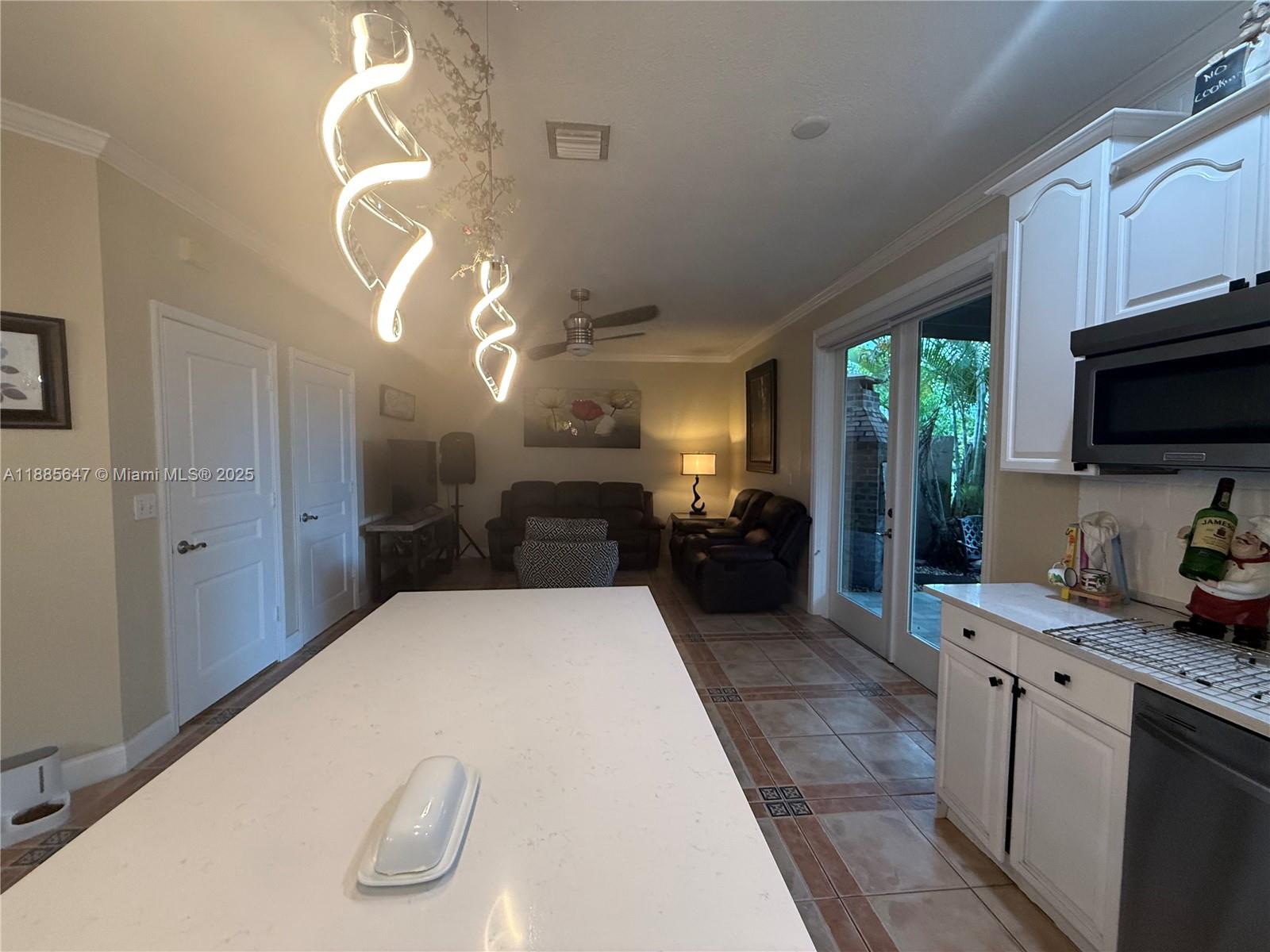 TOWNGATE - Residential