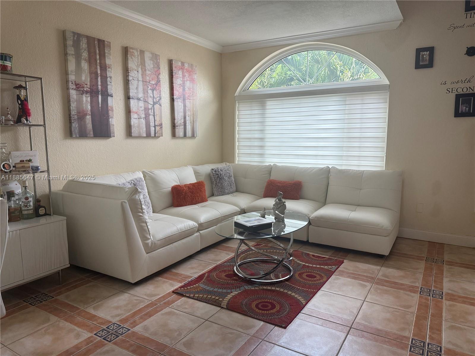 TOWNGATE - Residential